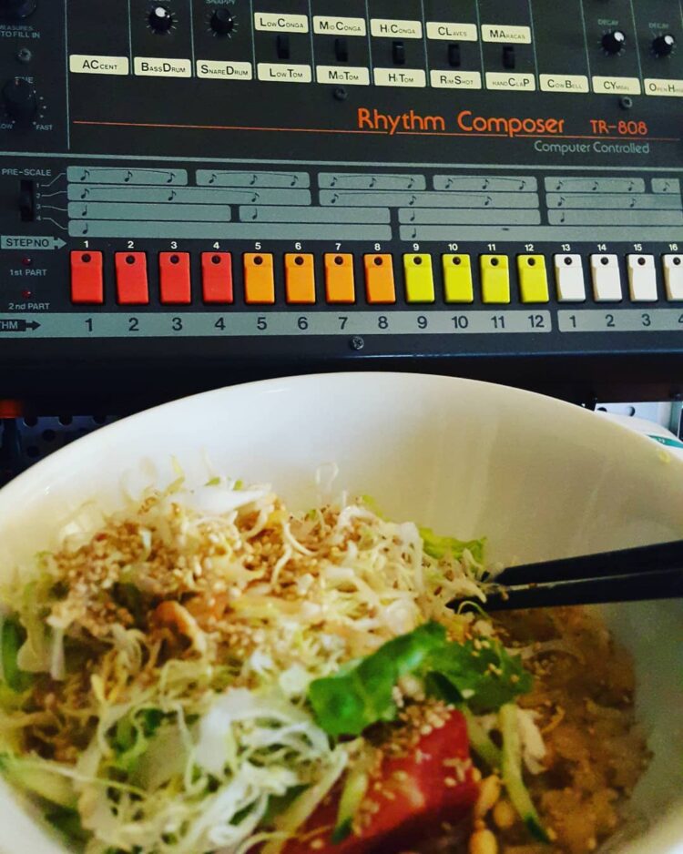 Salad or 808? #salad #tr808 #808 #organicfood #organicbeats #orgasm #producerli…